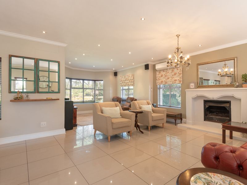House To Rent in Boschenmeer Golf and Country Estate, Paarl, Western Cape - Photo 5