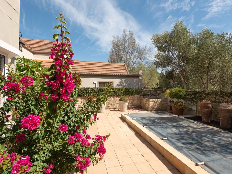 House To Rent in Boschenmeer Golf and Country Estate, Paarl, Western Cape - Photo 3