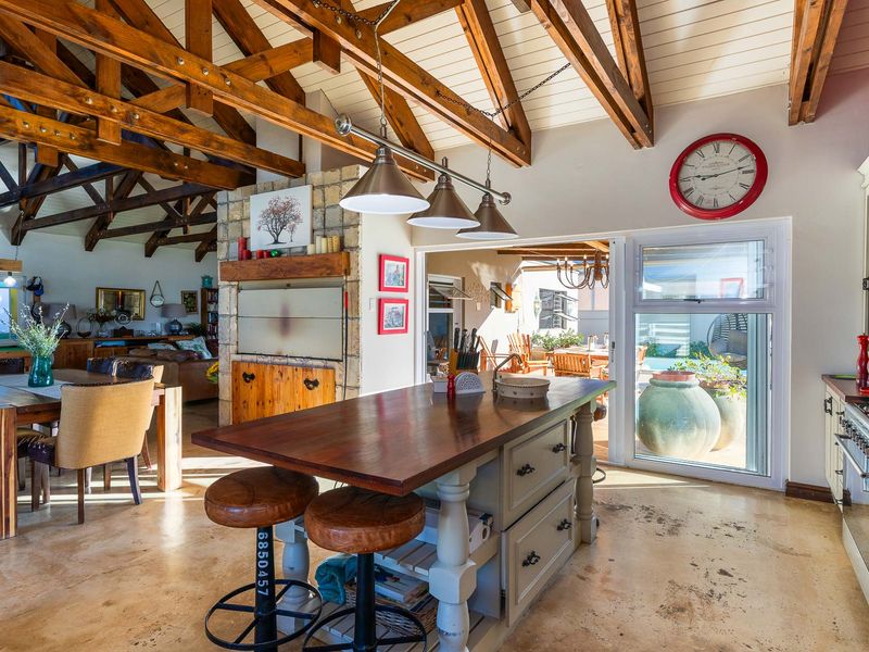 House For Sale in Riversdale, Western Cape - Photo 6
