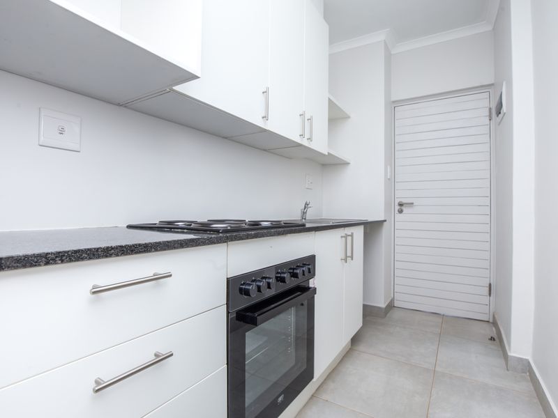 Brand New Apartment - Be The First Owner - Photo 6