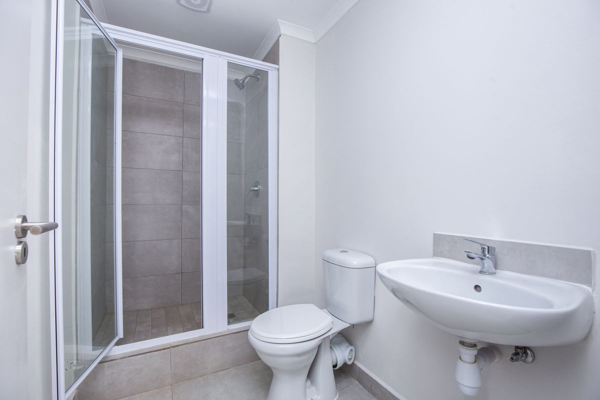 Brand New Apartment - Be The First Owner - Photo 2