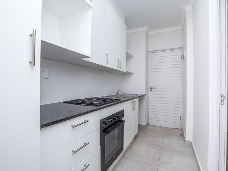 Brand New Apartment - Be The First Owner - Photo 4