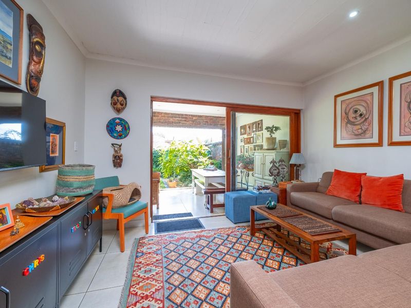 Townhouse Under Offer in Fourways Sandton - Photo 5