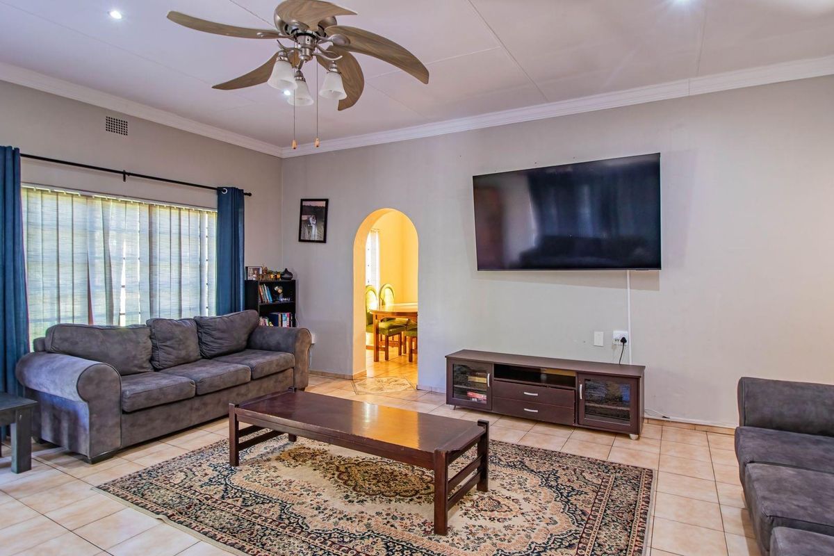 The Perfect "All-in-One" Property with Space to Live, Work, and Play! - Photo 4