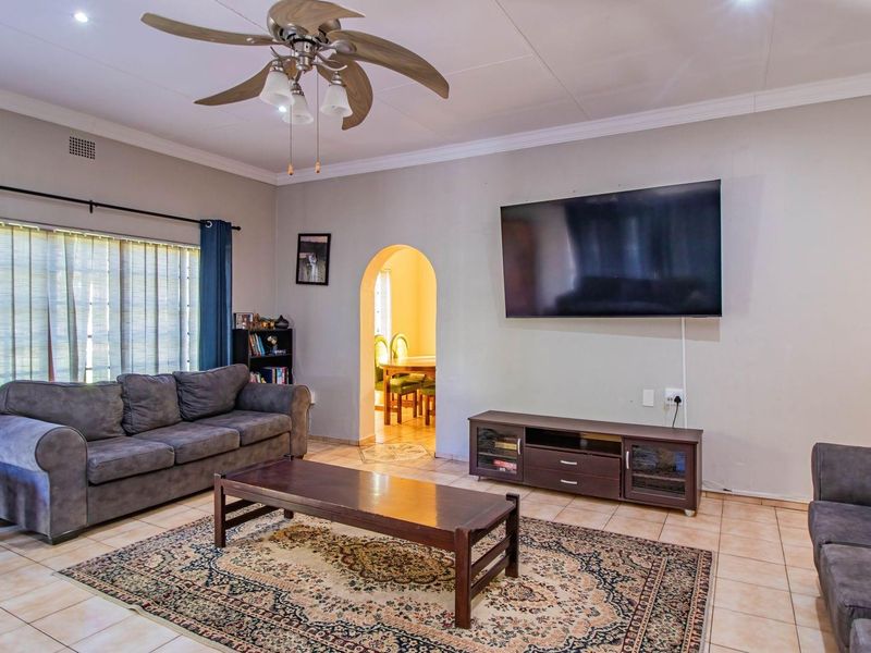 The Perfect "All-in-One" Property with Space to Live, Work, and Play! - Photo 4
