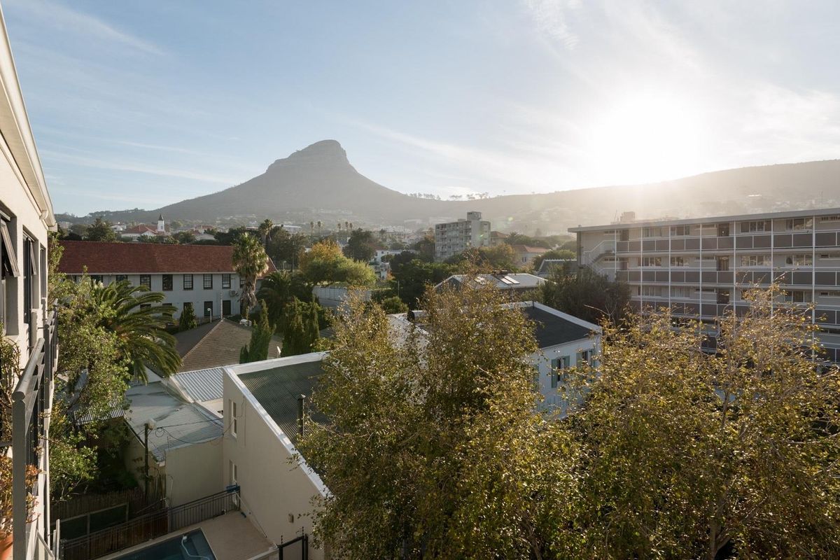Fully Furnished Penthouse Loft Apartment In The Famous Hippo Hotel For Six Month Rental Available 01 - Photo 3