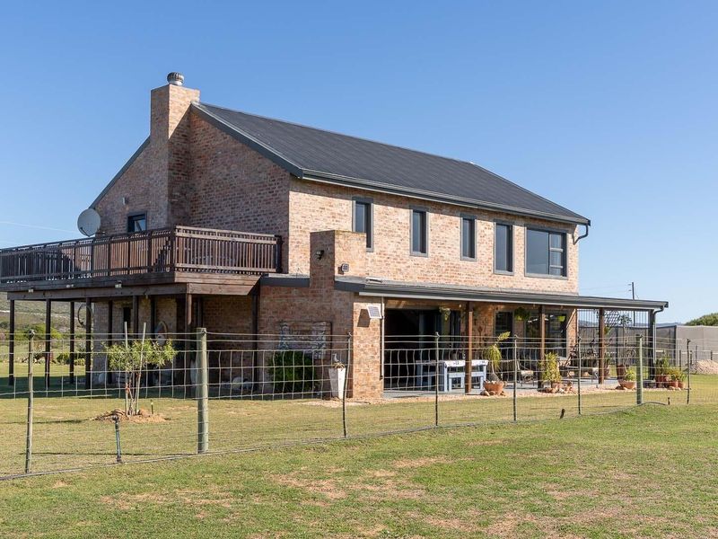 Lifestyle Small Holding near Still Bay - Exceptional Mountain and Valley Views - Photo 1