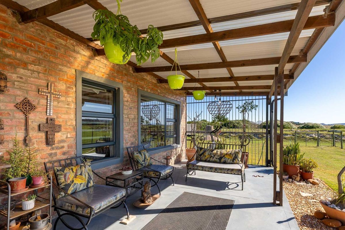 Lifestyle Small Holding near Still Bay - Exceptional Mountain and Valley Views - Photo 5