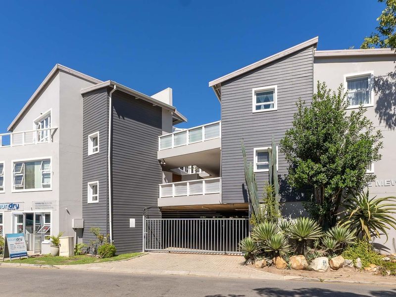 Ideal for AirBnB or First Time Buyer - Photo 1