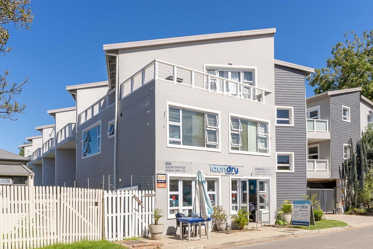 Ideal for AirBnB or First Time Buyer - Photo 2