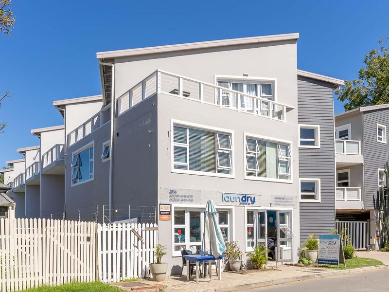 Ideal for AirBnB or First Time Buyer - Photo 2