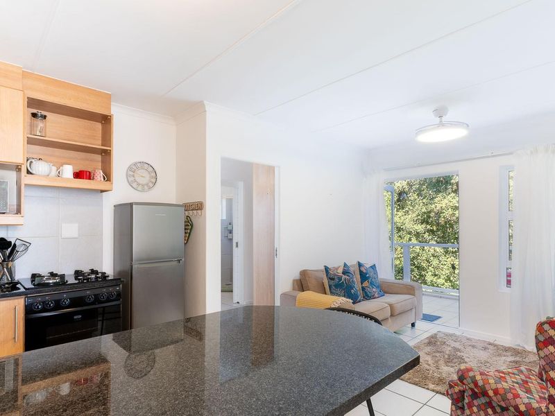Ideal for AirBnB or First Time Buyer - Photo 3