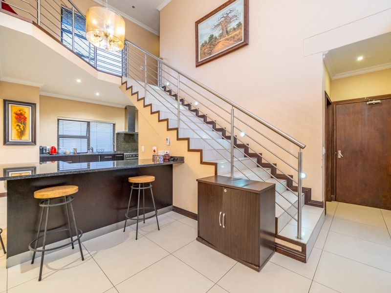 Secure Estate Living, Thoughtfully Designed for Family Life - Photo 6