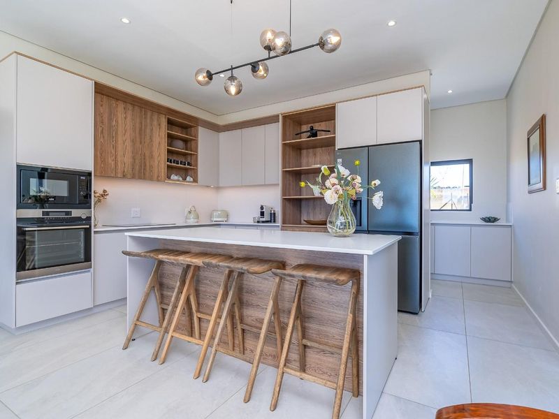 KLEINBERG | BERG EN DAL Contemporary Luxury. Panoramic Views. Exceptional Value. - Photo 10