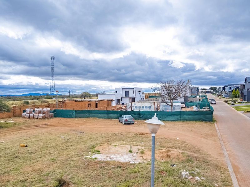 Modern Double-Storey Living in Aloes Lifestyle Estate - Photo 2