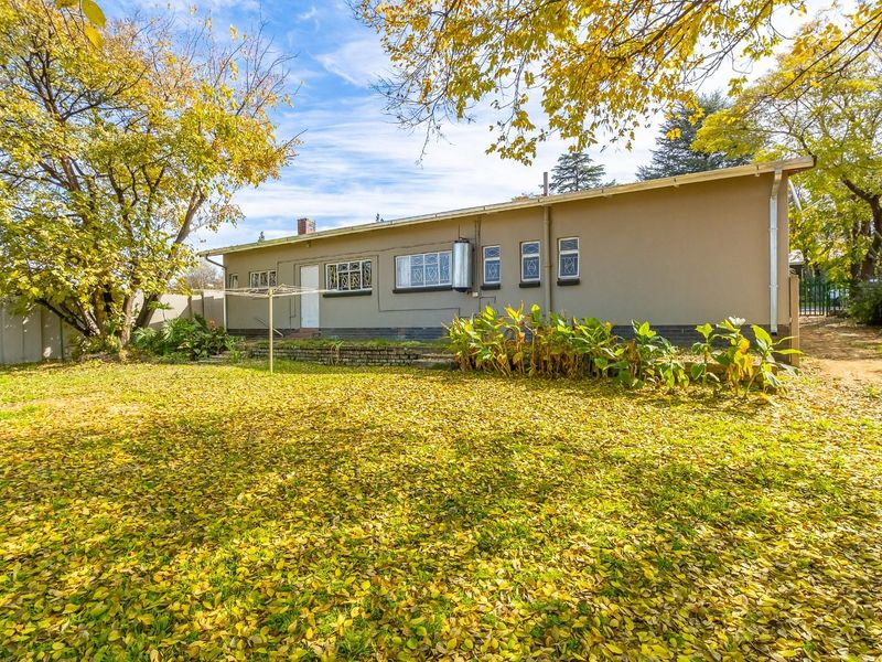 Move In Ready Family Home in a Quiet Area of Heidelberg Central - Photo 4