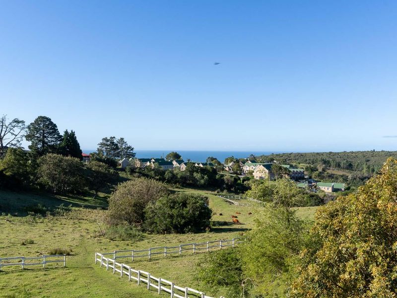 Perfect for a weekend getaway, permanent residence, or holiday home! - Photo 4