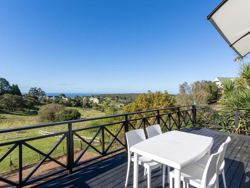 Perfect for a weekend getaway, permanent residence, or holiday home! - Photo 6