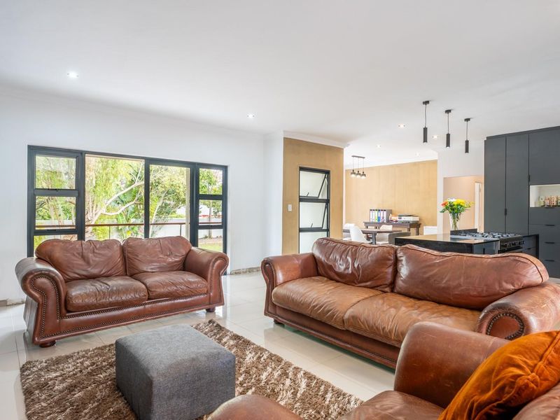 4 Bedroom family home for sale - Photo 9