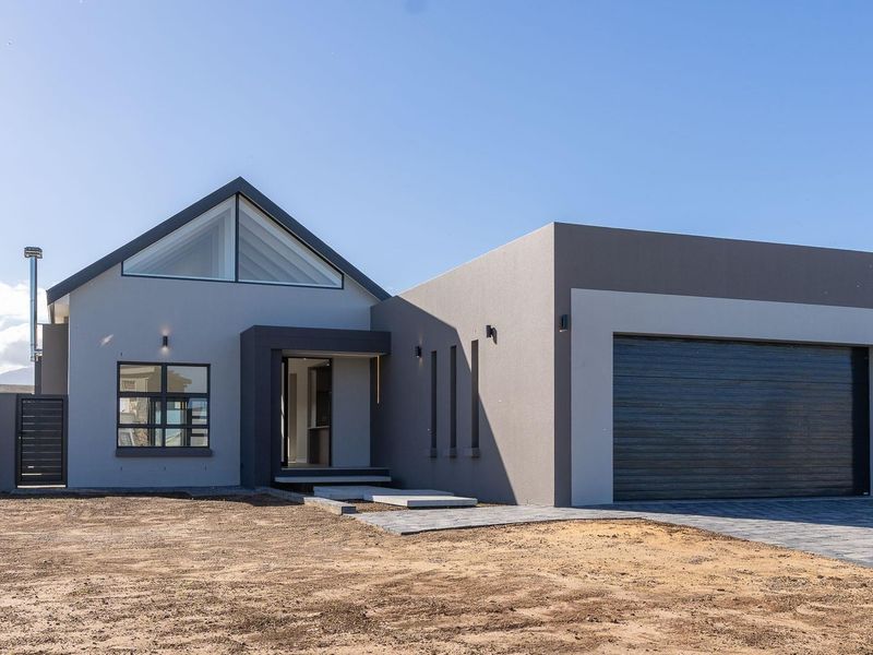Ultra modern newly built 3 Bedroom house for sale in Le Grand - direct from developer no Transfer Fe - Photo 1
