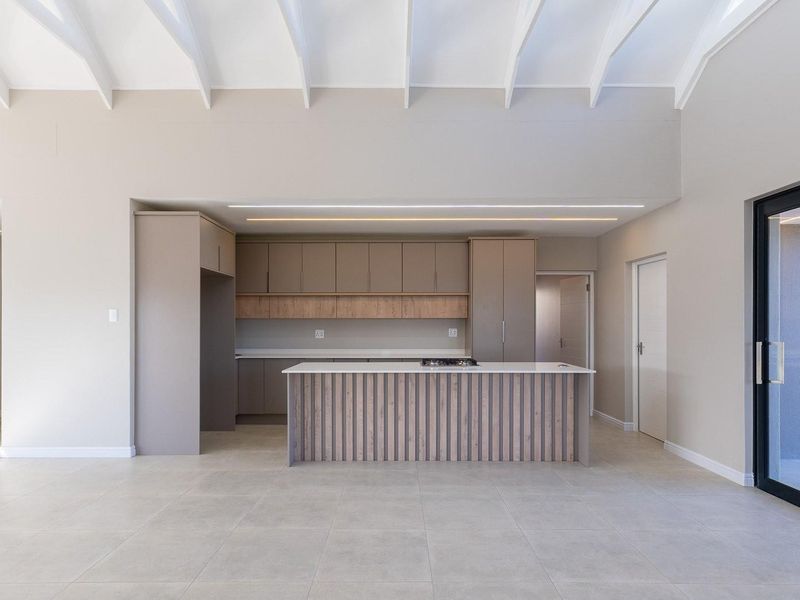 Ultra modern newly built 3 Bedroom house for sale in Le Grand - direct from developer no Transfer Fe - Photo 8