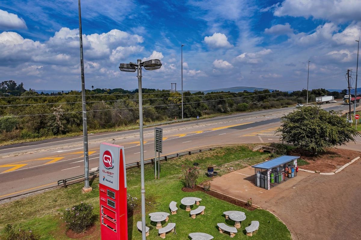 Turnkey Commercial Opportunity for sale - Photo 3