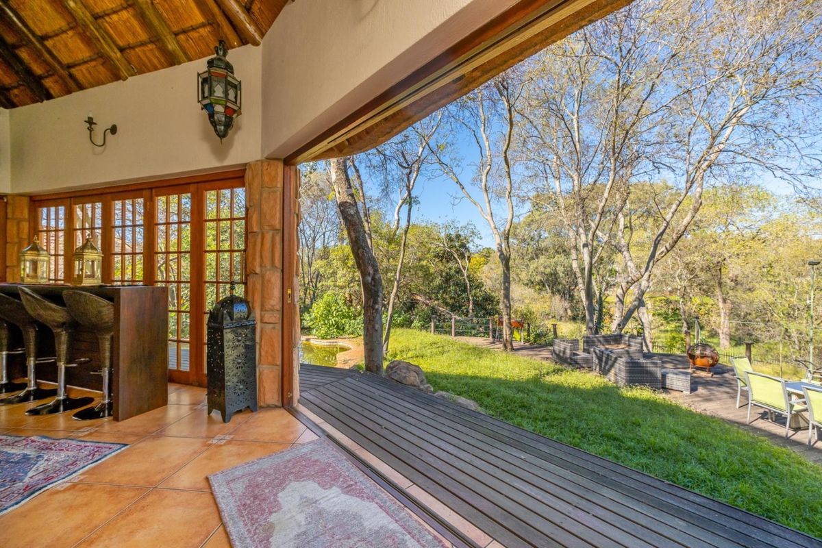 Rustic Lodge Style Living in the Heart of Olivedale - Photo 4