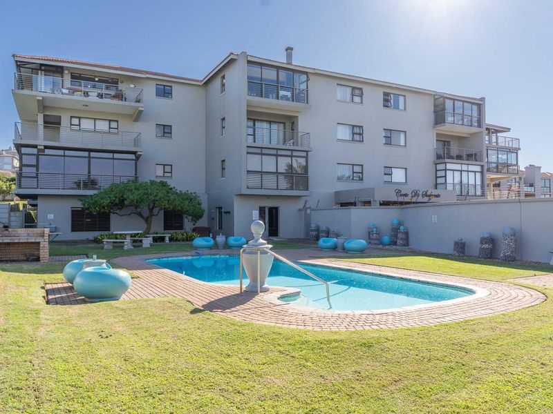 For Sale - Coastal living in The Heart of Hartenbos! - Photo 1