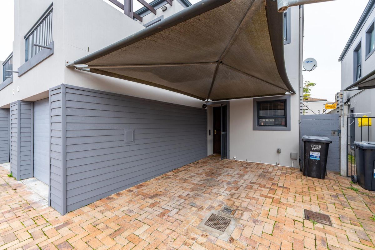 Modern 3 Bedroom Duplex in popular Schoongezicht park. Brackenfell FOR SALE at R2,295mill - Photo 3
