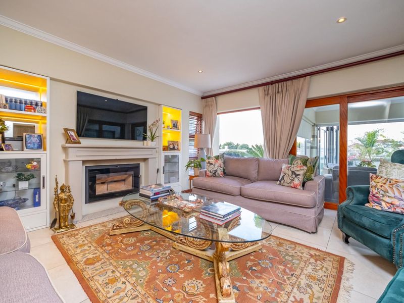 Standout 4 Bedroom Family Home with Wine Cellar, Solar and Water Backup - Photo 5