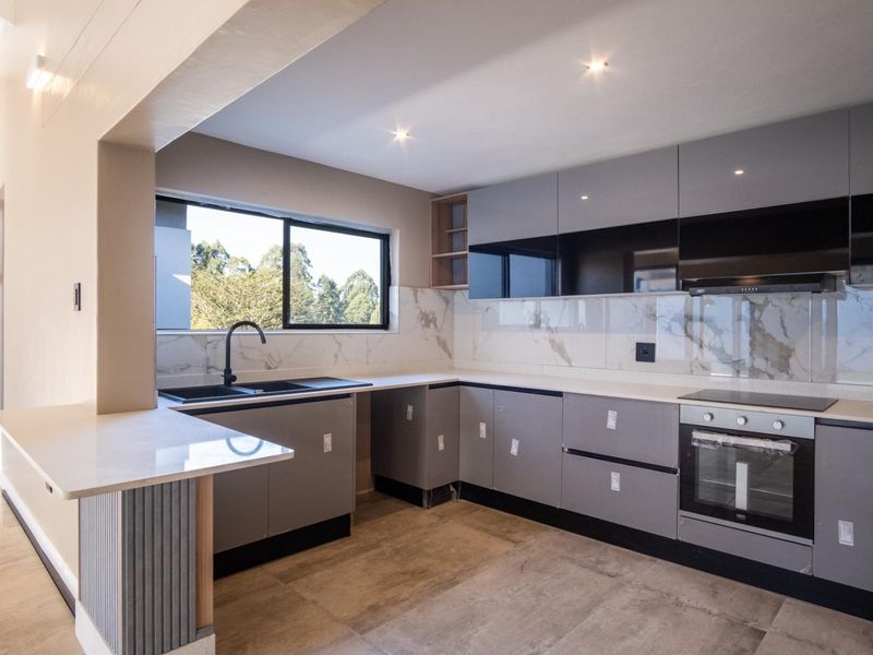 Brand New Luxury 4-Bedroom Home in Secure Estate - Photo 9