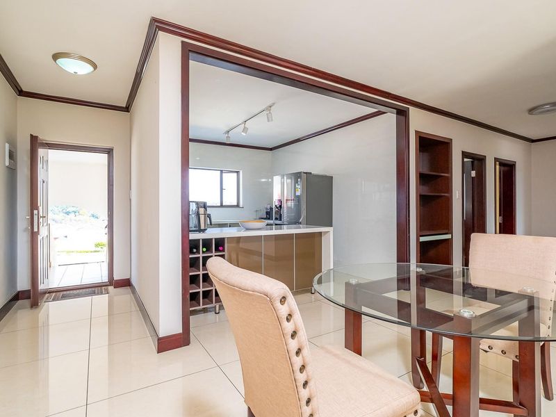 Immaculate 3 Bed Apartment - Photo 1
