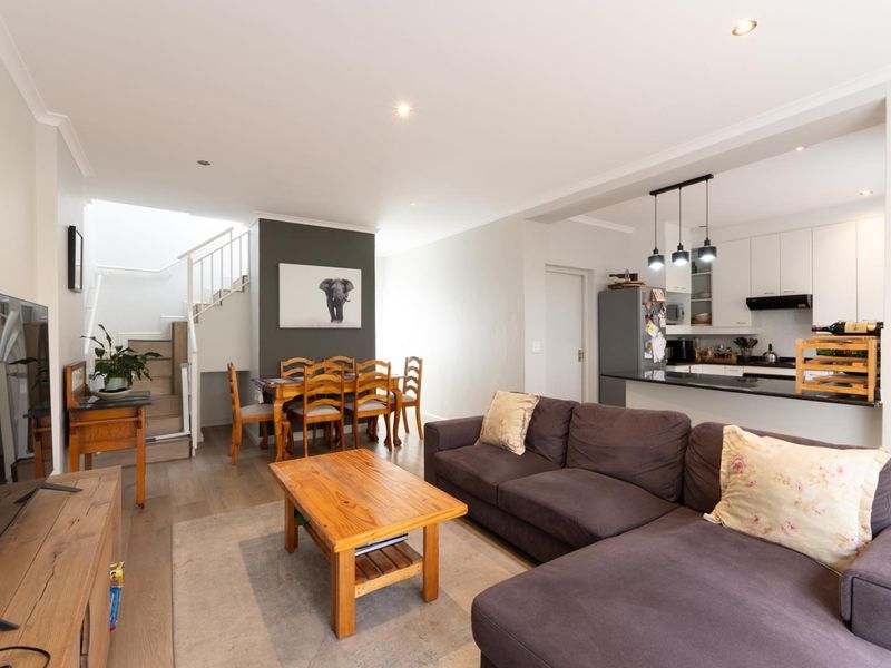 Beautiful Upgraded Townhouse to rent in Boschenmeer Golf Estate - Photo 4