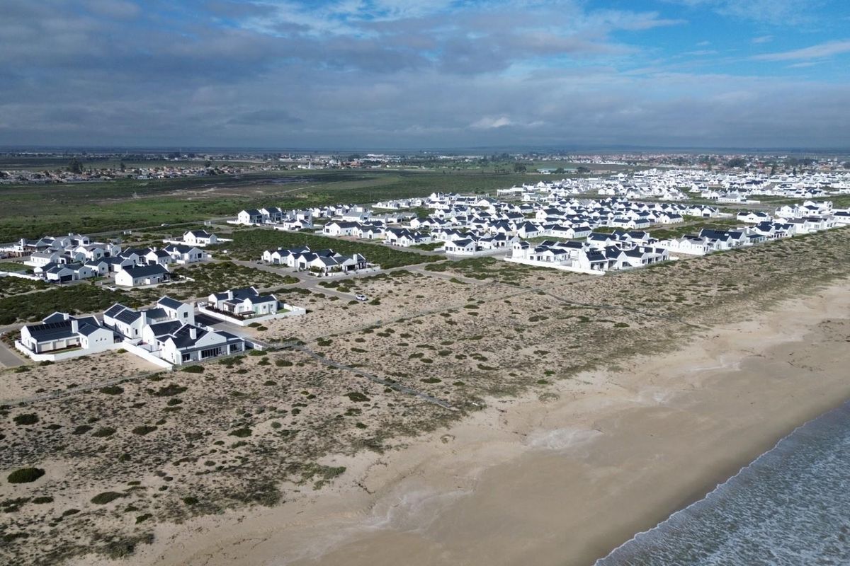 Beachfront Bliss Awaits - Prime Atlantic Sands Stand - Photo 2