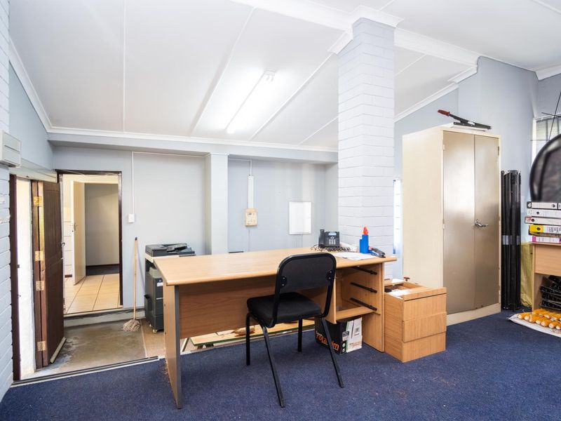 Main Road Commercial Opportunity - High Visibility, Exceptional Potential - Photo 9