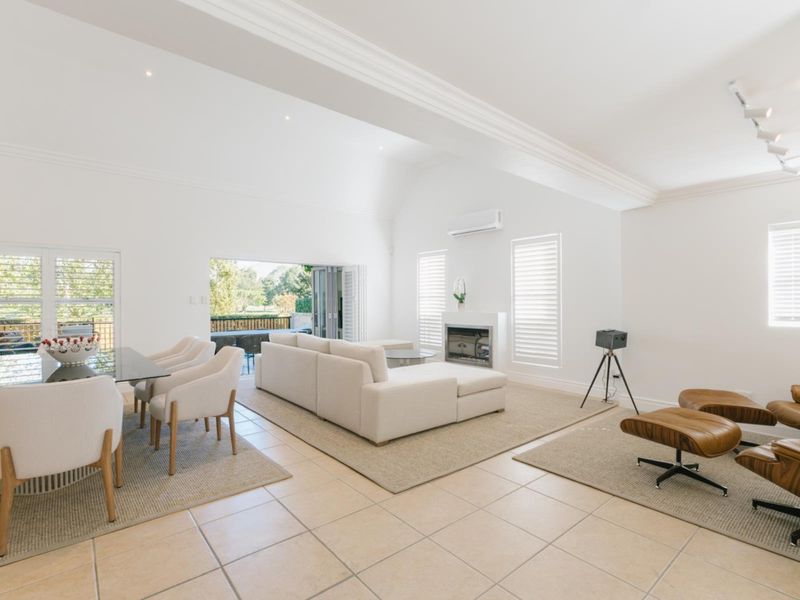 A Rare opportunity on Boschenmeer Golf Estate - Incredible views and location! - Photo 2