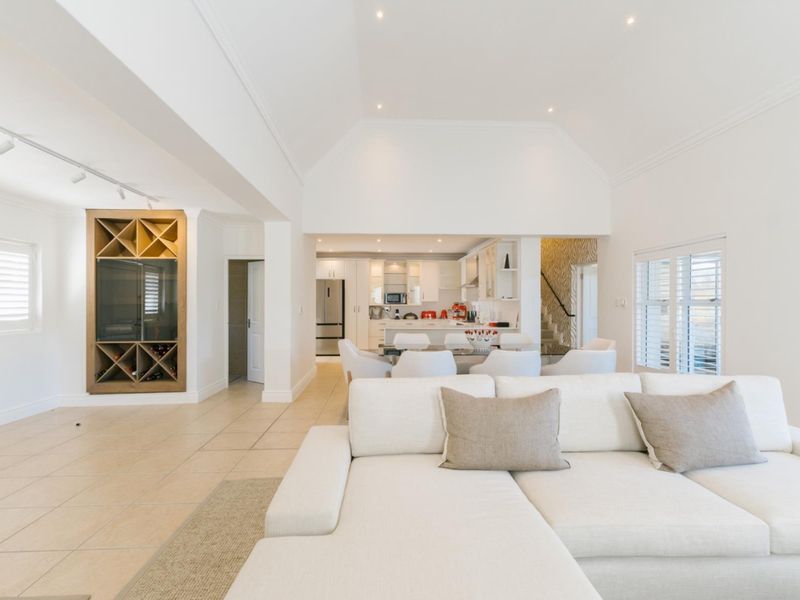 A Rare opportunity on Boschenmeer Golf Estate - Incredible views and location! - Photo 6