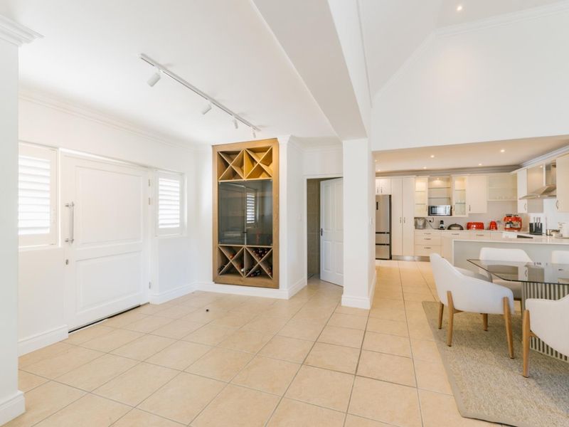 A Rare opportunity on Boschenmeer Golf Estate - Incredible views and location! - Photo 4