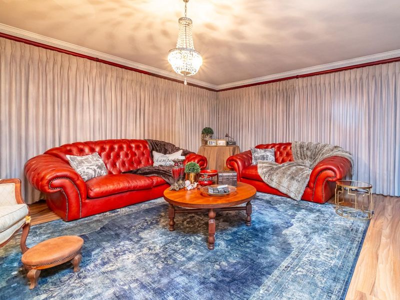 Character Filled Dainfern Golf Estate Home with Flatlet, Pool and Exceptional Potential - Photo 6