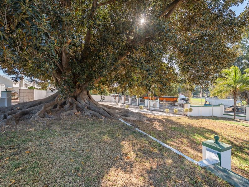 Prime Business-Zoned Victorian Asset in Malmesbury CBD FOR SALE at R6 650mill - Photo 5