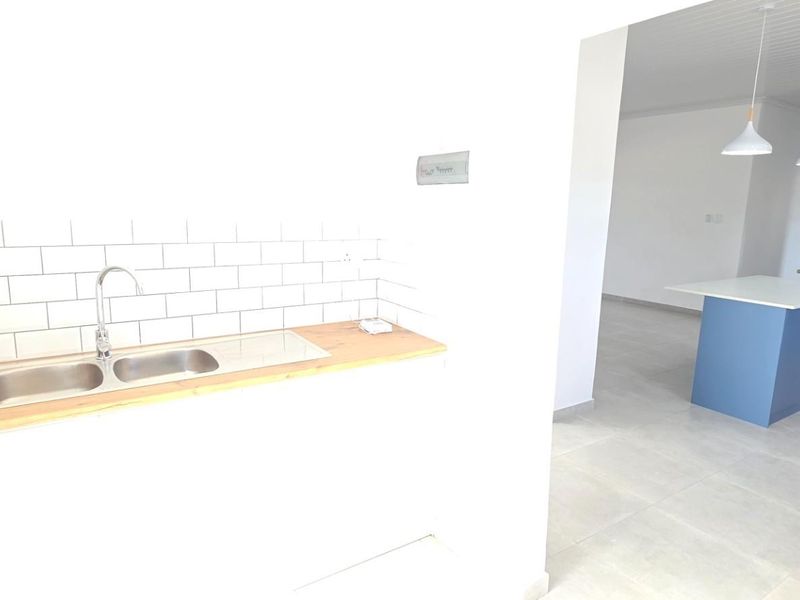 Single Storey Home In Security Estate - Photo 10