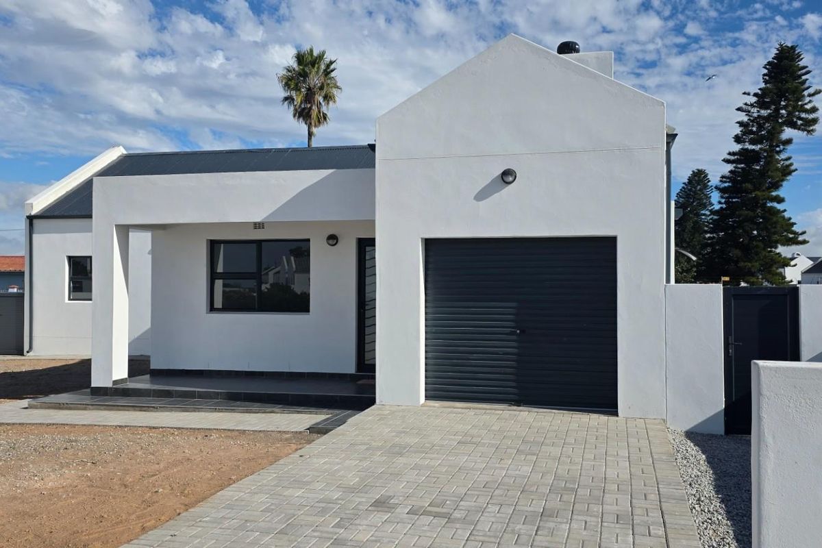 Single Storey Home In Security Estate - Photo 3