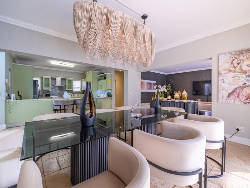 4 Bedrooms, Triple Garage and a Garden That Has Had Time to Grow - Photo 1