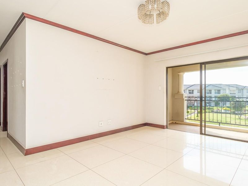 Lock-Up-and-Go Living in Prestigious Cedar Acres Estate - Photo 10