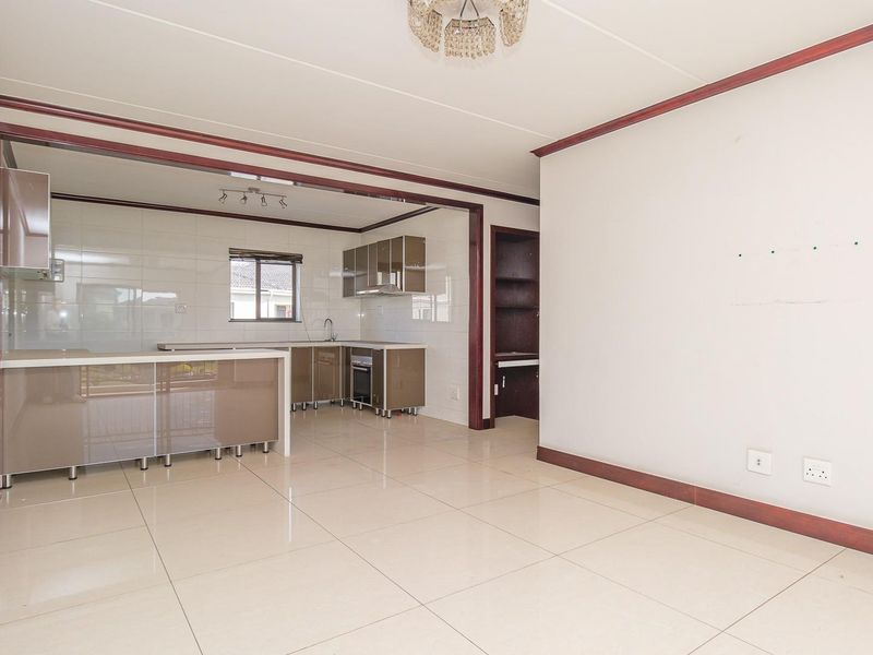 Lock-Up-and-Go Living in Prestigious Cedar Acres Estate - Photo 9