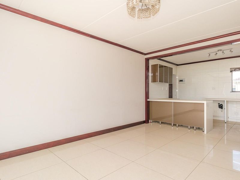 Lock-Up-and-Go Living in Prestigious Cedar Acres Estate - Photo 8