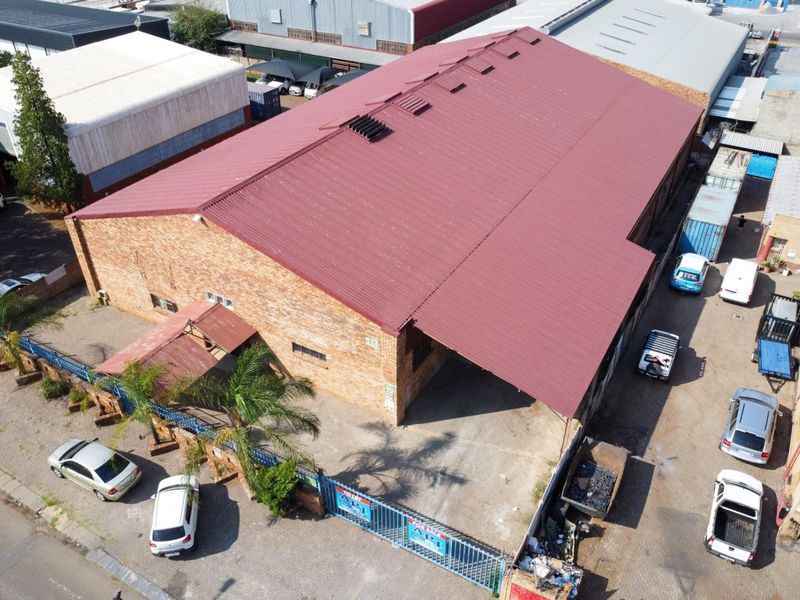 Industrial Property With 3 Phase Power - Photo 2