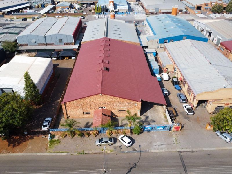 Industrial Property With 3 Phase Power - Photo 3