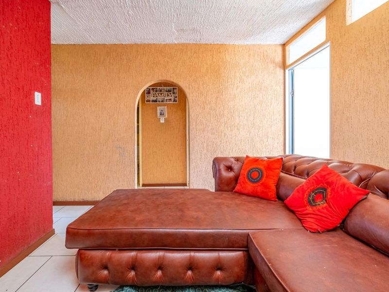 Apartment for Sale - Arcadia, Pretoria, close to university - Photo 7