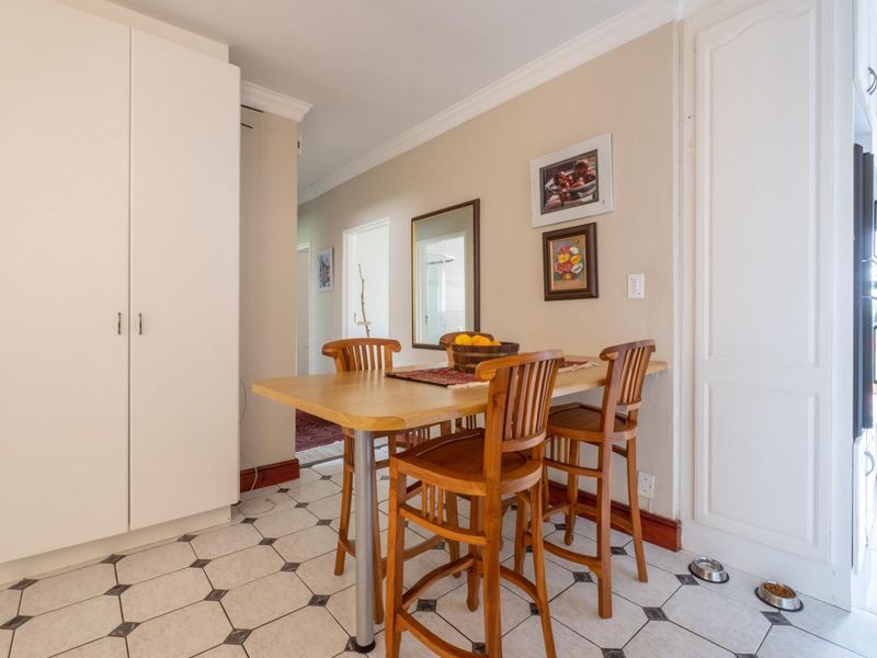 An amazing option for A PROFESSIONAL LADY to rent a FURNISHED bedroom within the main house at R7500 - Photo 8